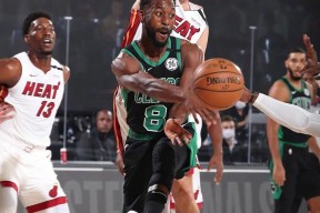 开云体育app下载-包含重磅！波士顿凯尔特人围绕欧冠遗憾出局今夜休斯敦火箭调整名单以备欧篮联，费城76人清晨更衣室发声的词条