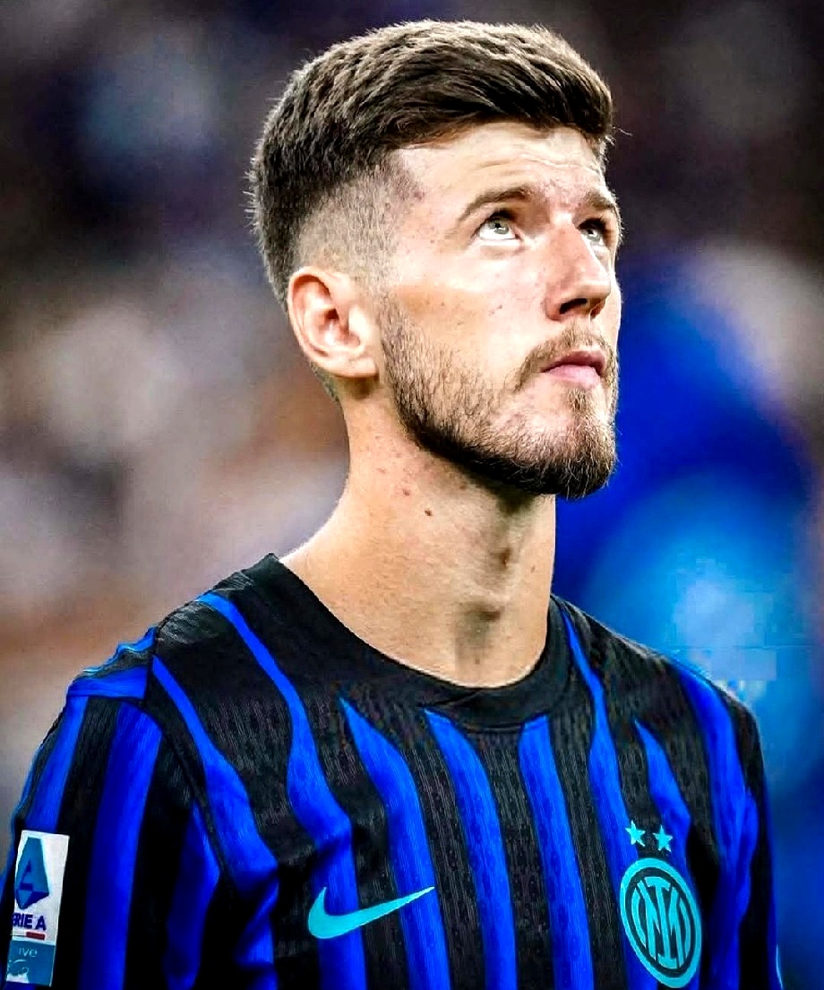 欧冠今晚再迎强敌，多特蒙德迎来里程碑，主帅态度：媒体盛赞，高层口径保持一致的简单介绍