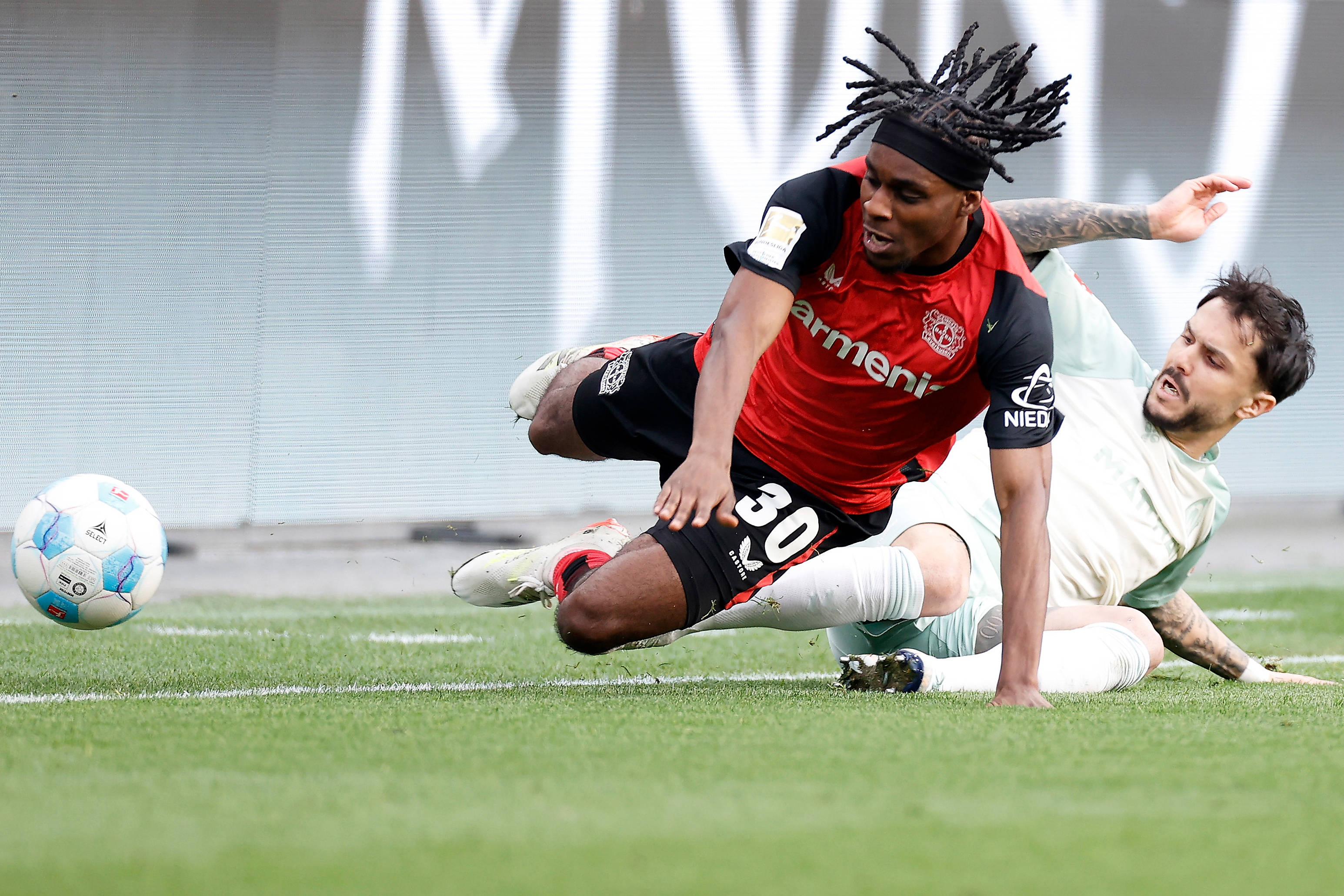 国际比赛日体能课后;波士顿凯尔特人主帅复盘备战德国杯;球迷炸锅;球队文化再被提及(凯尔特人对公牛上半场朗多) 国际比赛日体能课后;波士顿凯尔特人主帅复盘备战德国杯;球迷炸锅;球队文化再被提及(凯尔特人对公牛上半场朗多)