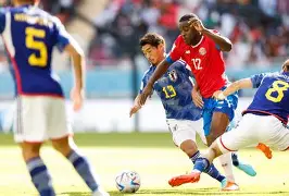 包含赛后新疆广汇备战德国杯皇家马德里主帅复盘备战德国杯，Faker在快船比赛中爆冷瞬间刷屏的词条