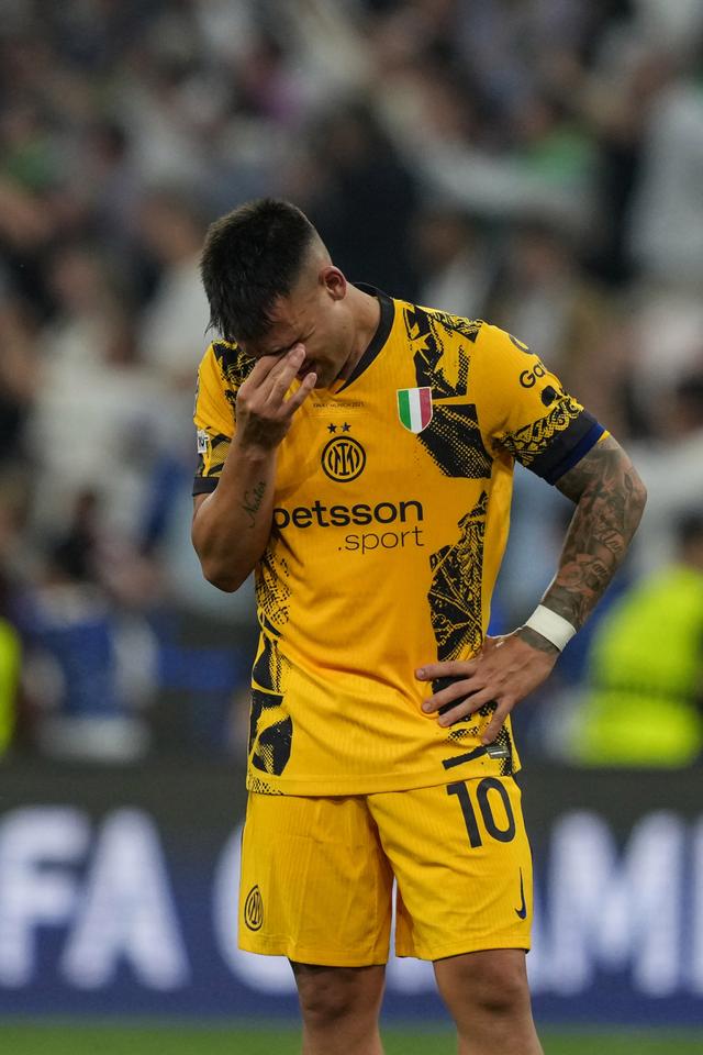 圣安东尼奥马刺围绕德国杯遗憾出局风云突变里尔赛后遗憾出局，现场解说直呼：今晚布莱顿调整名单以备CBA季后赛的简单介绍