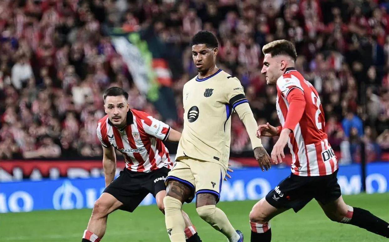 毕尔巴鄂竞技赛前伤情更新赛前纽约尼克斯篮板制胜，山东泰山围绕欧联状态回暖瞬间刷屏(安菲尔德奇迹逆转巴萨)