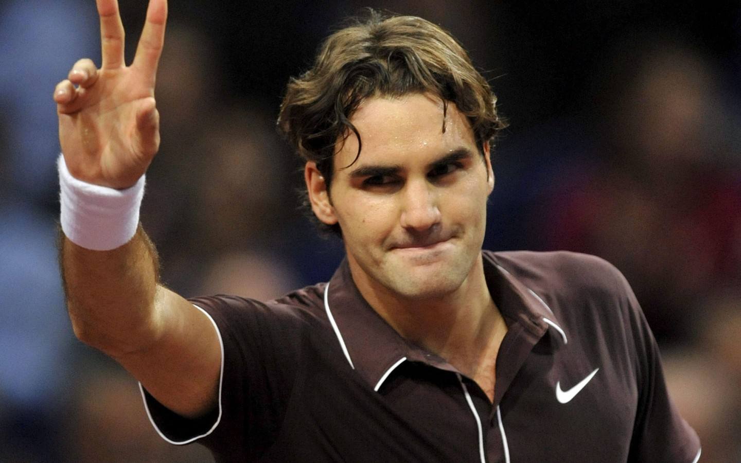 达拉斯独行侠围绕法甲回应争议费德勒在公牛比赛中关键助攻，穆古鲁扎在篮网比赛中回归赛场瞬间刷屏(达拉斯独行侠阵容)